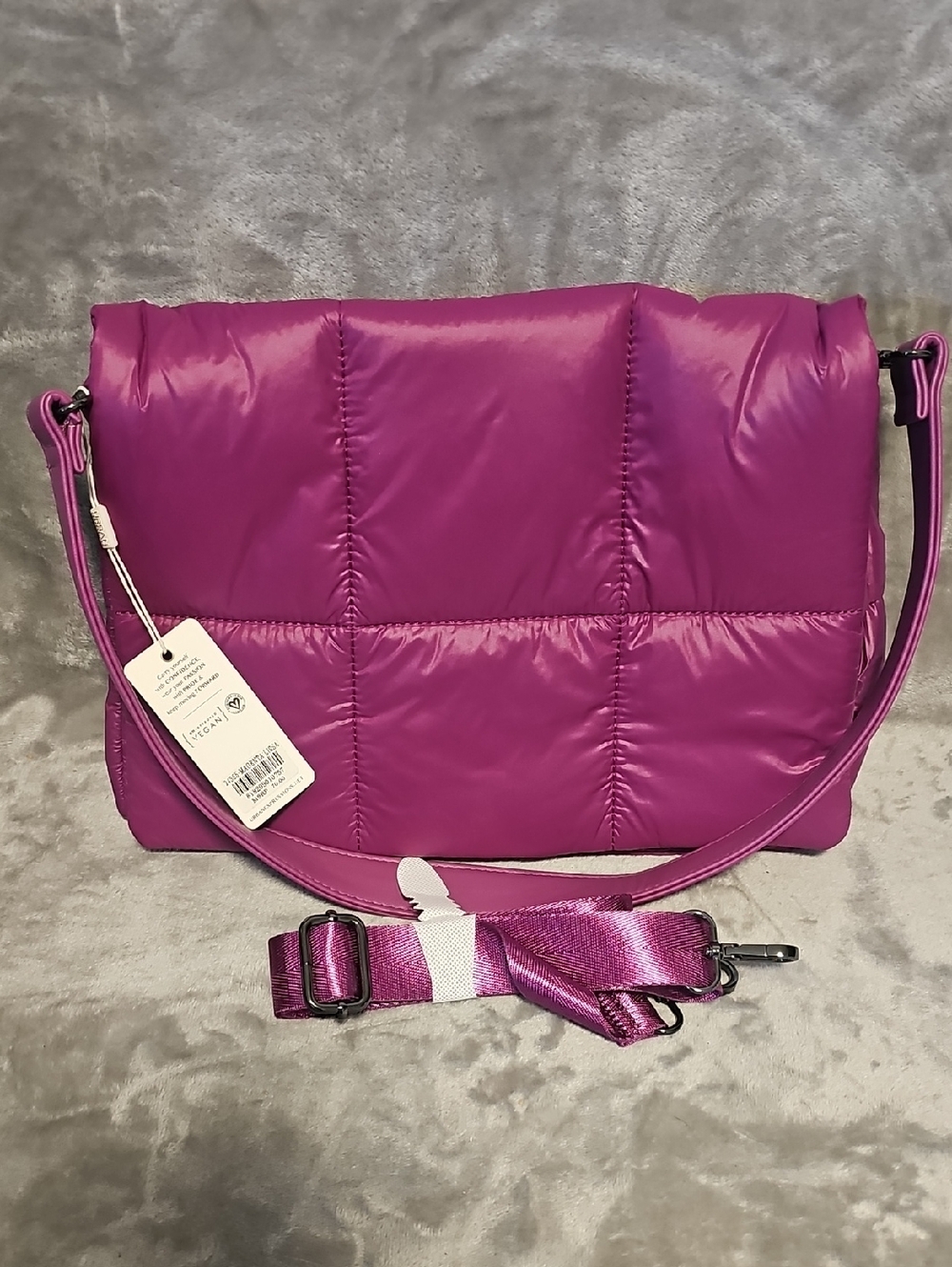NWT Urban Expressions Lissa Magenta Quilted Messenger Purse